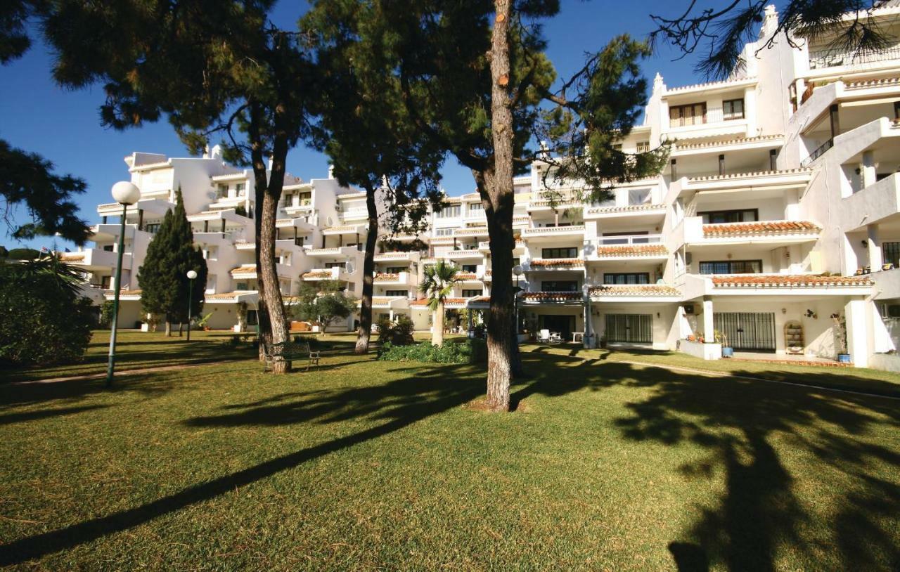 Cozy Apartment In Calahonda With Wifi La Cala De Mijas Kültér fotó