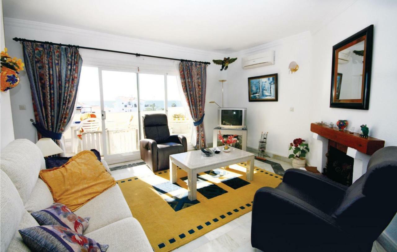 Cozy Apartment In Calahonda With Wifi La Cala De Mijas Kültér fotó